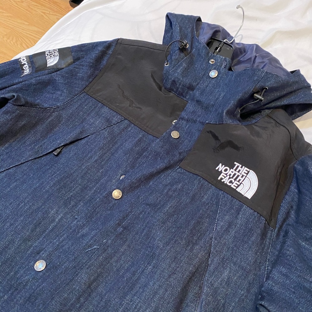 TNF SUPREME JACKET